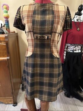 Vintage retro Plaid A-Line Dress with Accent Waist Bow - Brown & Navy